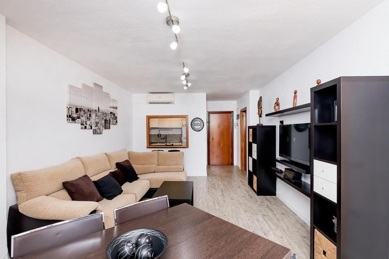 Bhost - Roca Castle Apartment Торемолинос Екстериор снимка